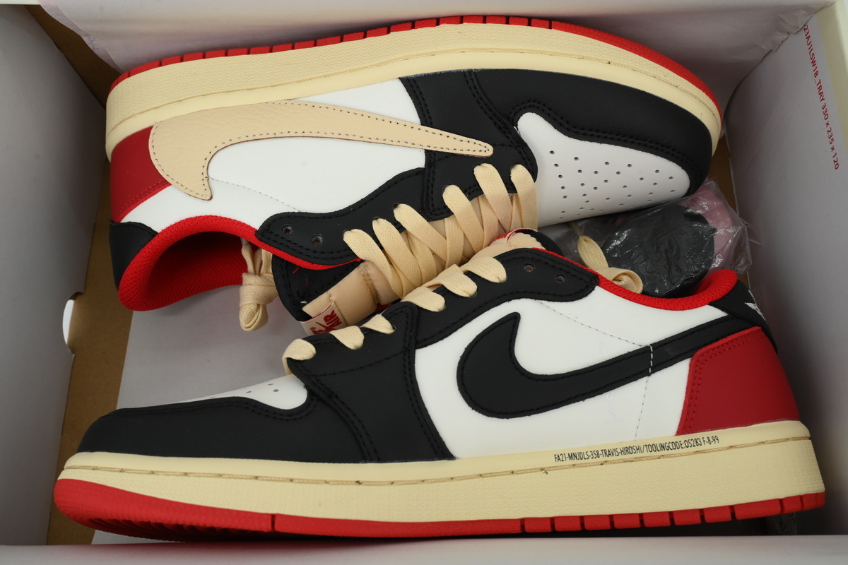 Travis Scott x Air Jordan 1 'Black White Red Hook' DM7866-166