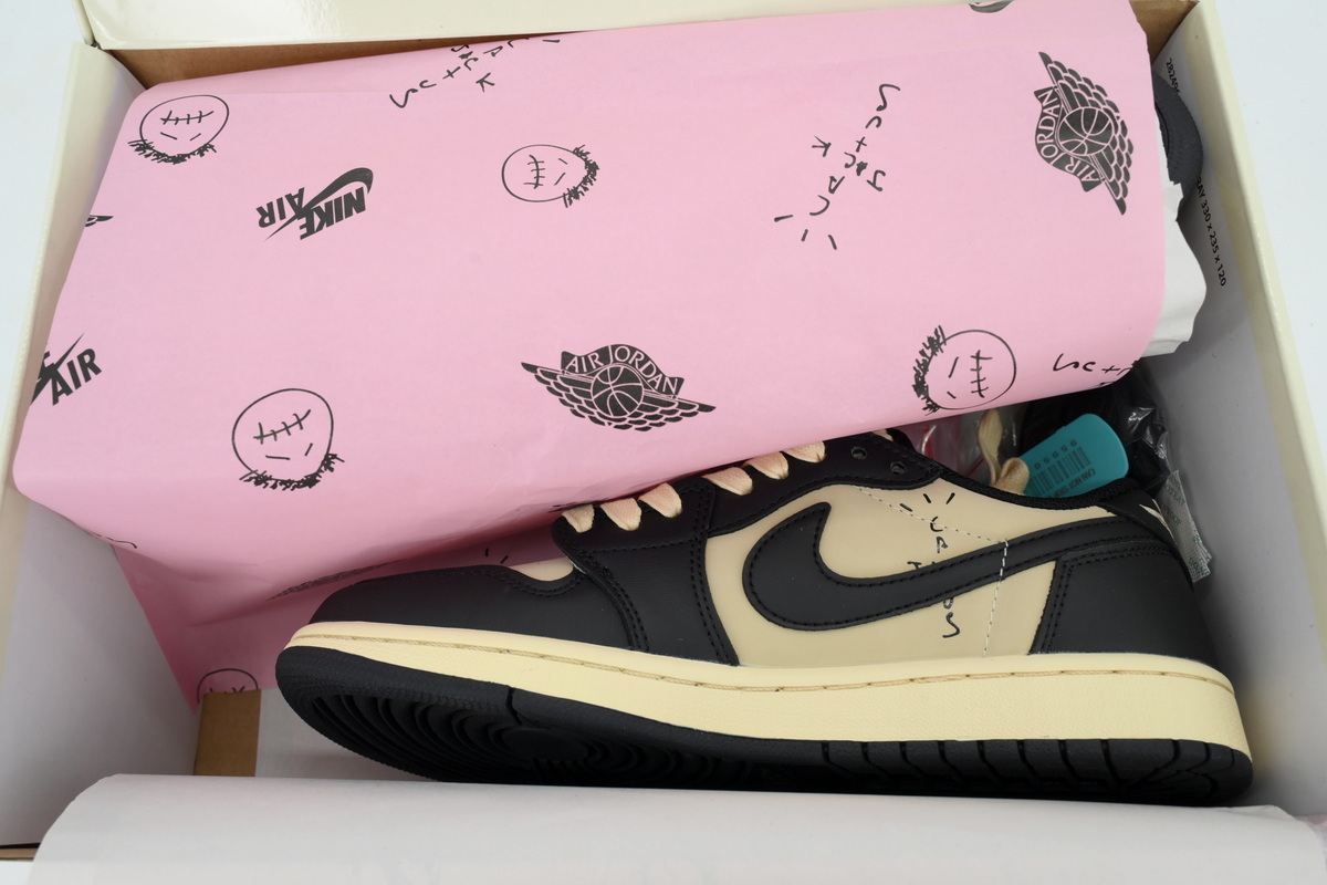 Travis Scott x Air Jordan 1 Retro Low OG SP 'Pale Vanilla' DM7866-201