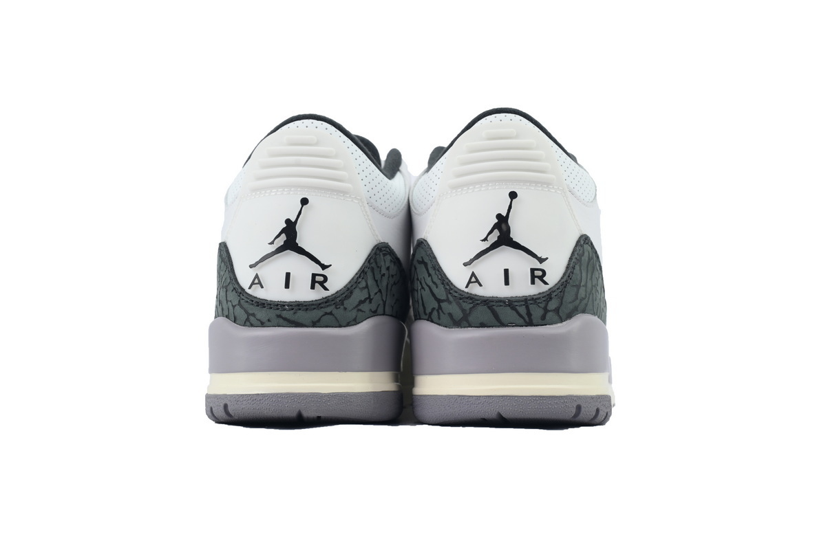 Air Jordan 3 "Cement Grey" CT8532-106