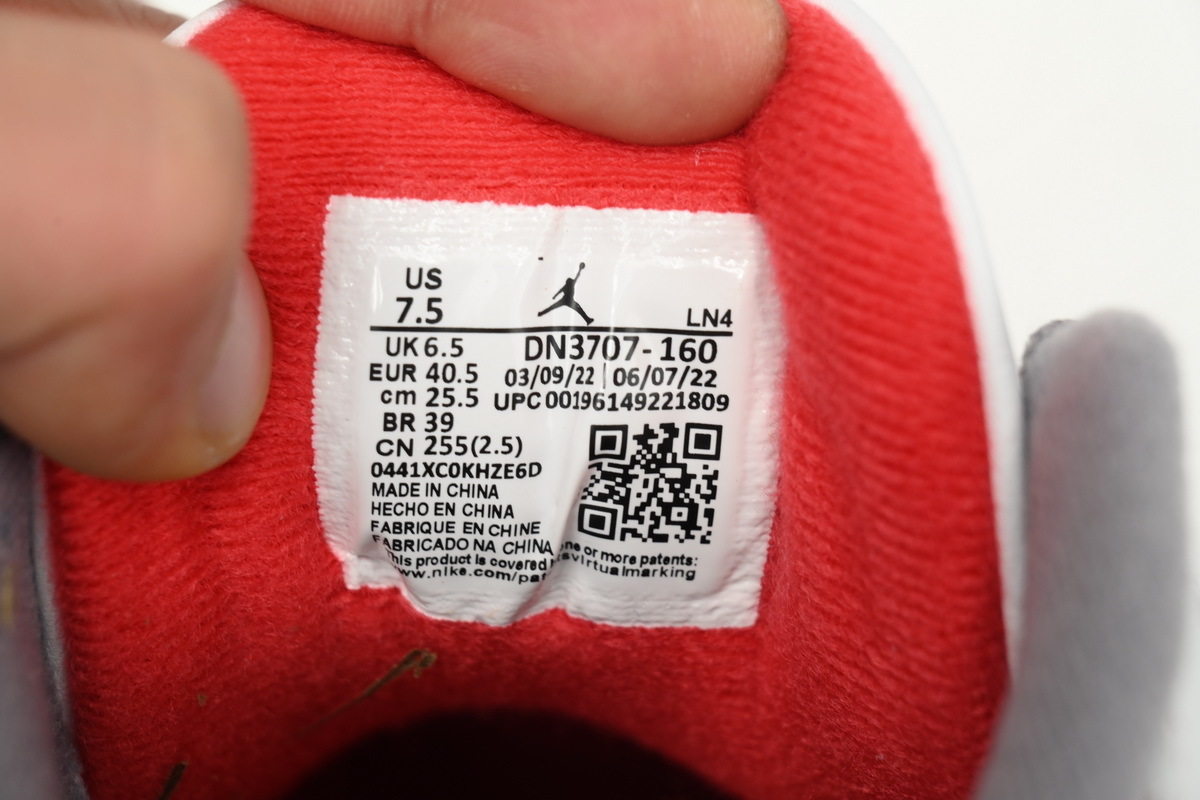Air Jordan 3 OG “Fire Red” DN3707-160