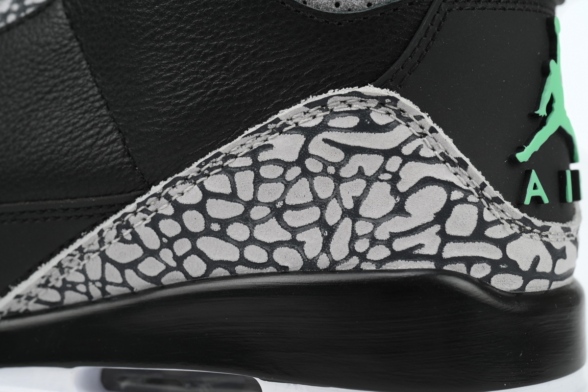 Air Jordan 3 Retro 'Green Glow' CT8532-031