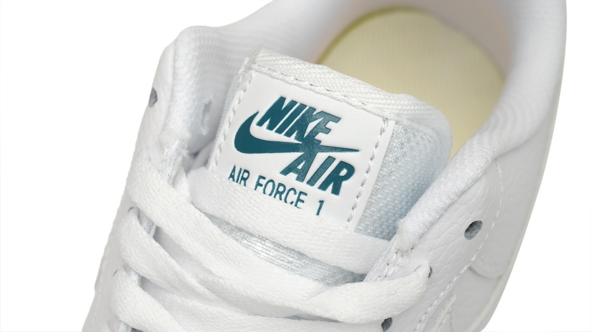 Nike Air Force 1 Low Summit White CT1989-101