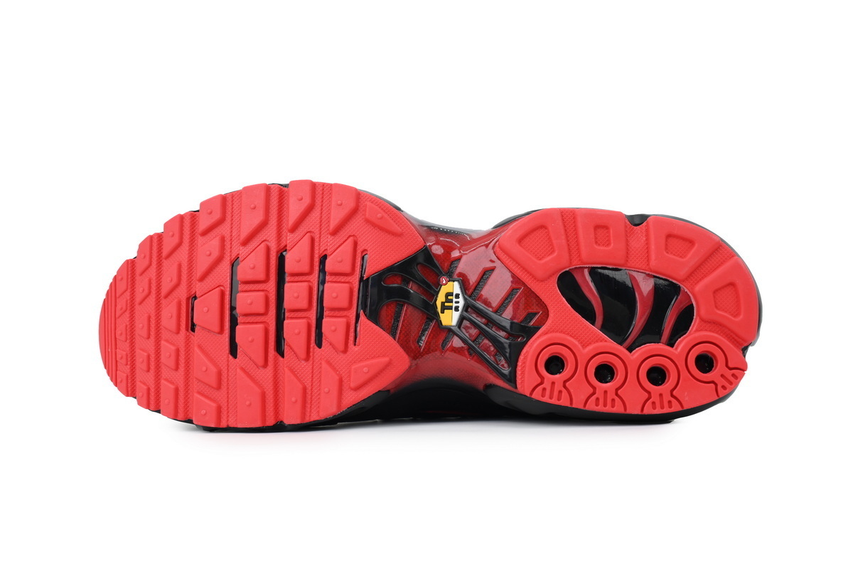 Nike Air Max Plus 'Sith Lightsaber' IM4868-010
