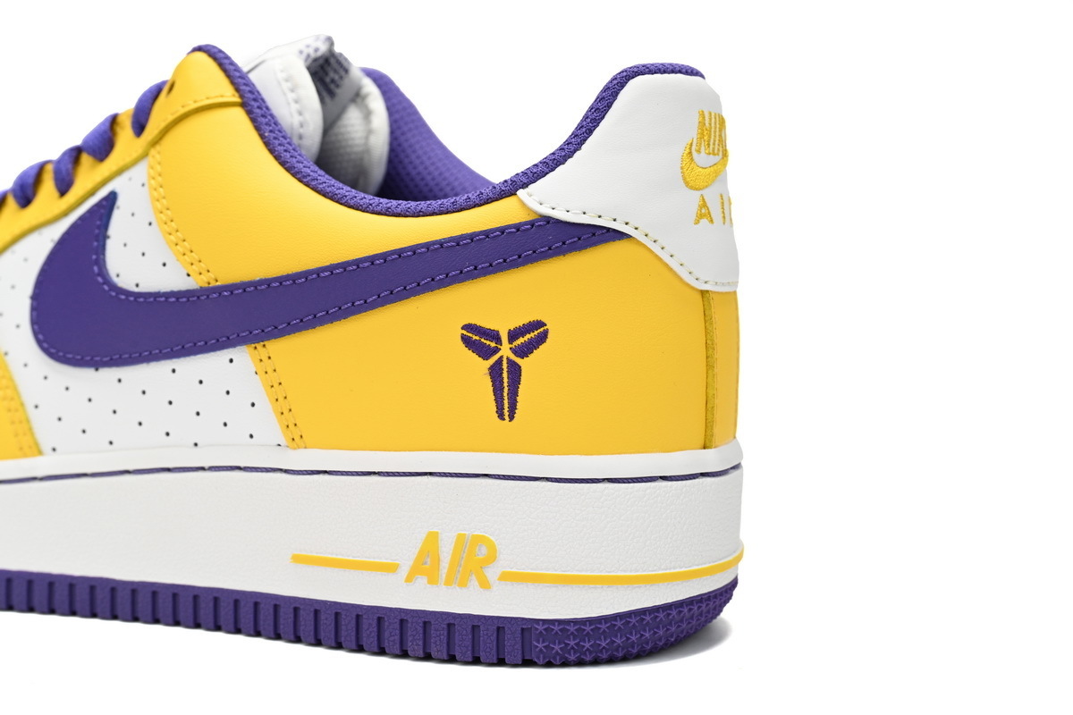 Nike Kobe Bryant x NK Air Force 1 Low Retro QS FZ1151-100