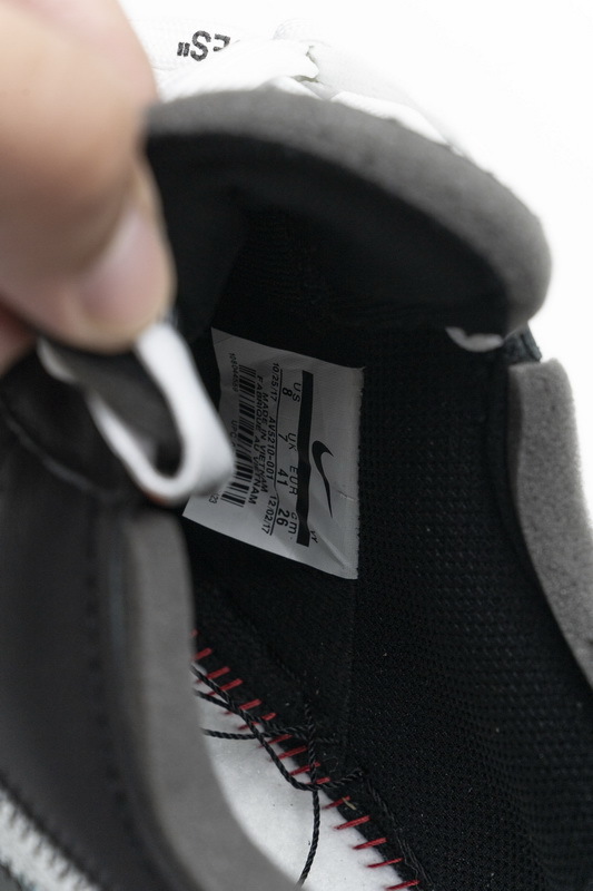OFF White X Air Force 1 ’07 Low MOMA AV5210-001
