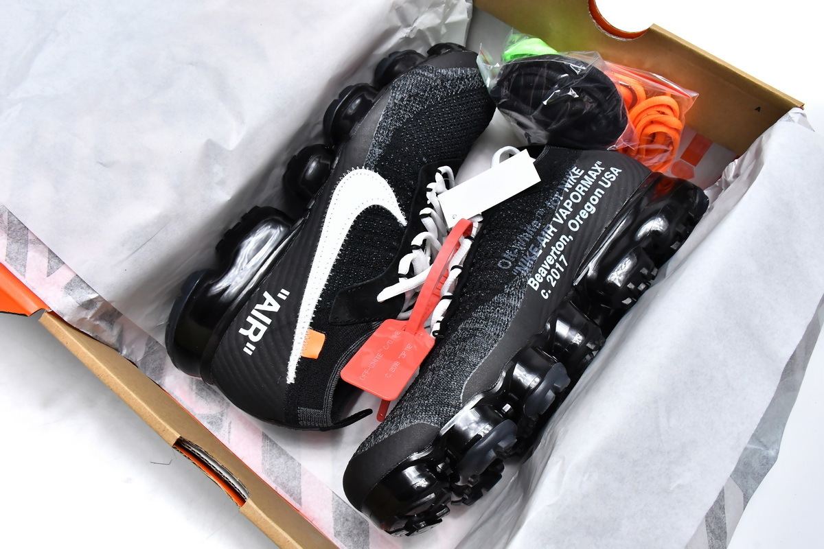 OFF White x Nike Air VaporMax Black White AA3831-001