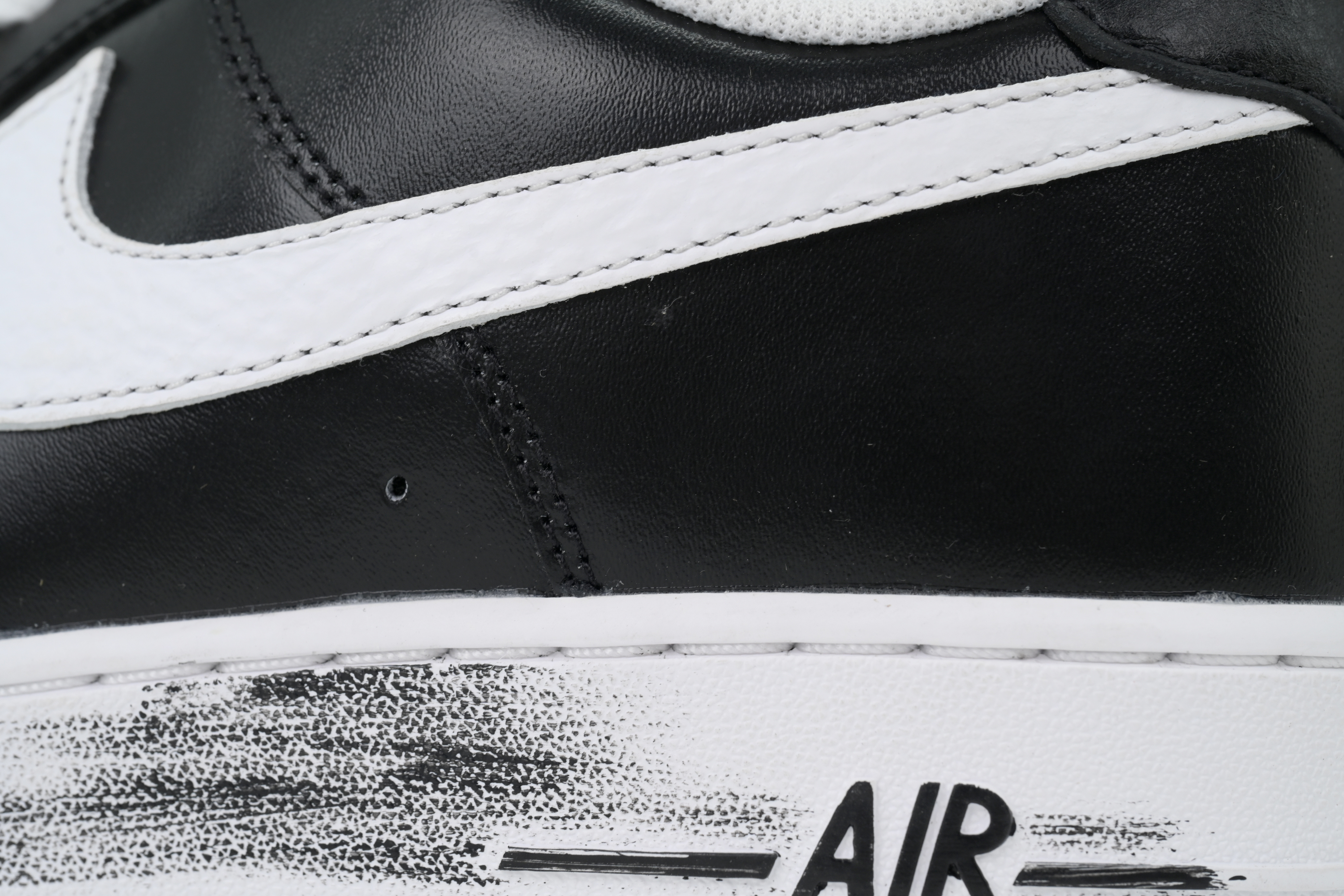 PEACEMINUSONE x Nike Air Force 1“Para-noise” AQ3692-001