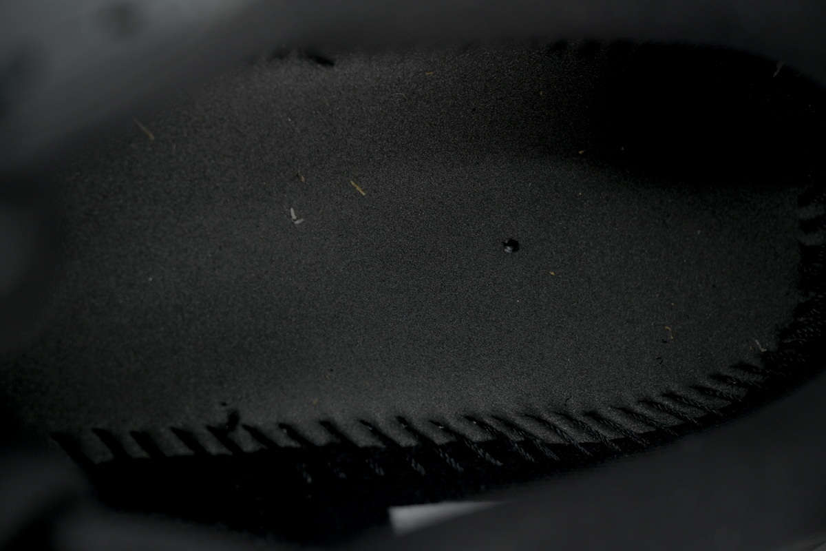 NIKE Vomero 19 All Black HQ2050- 005 