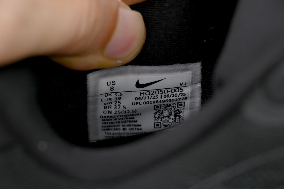 NIKE Vomero 19 All Black HQ2050- 005 