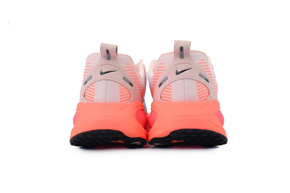 NIKE Vomero 18 'Atmosphere Pink' HM6804-600