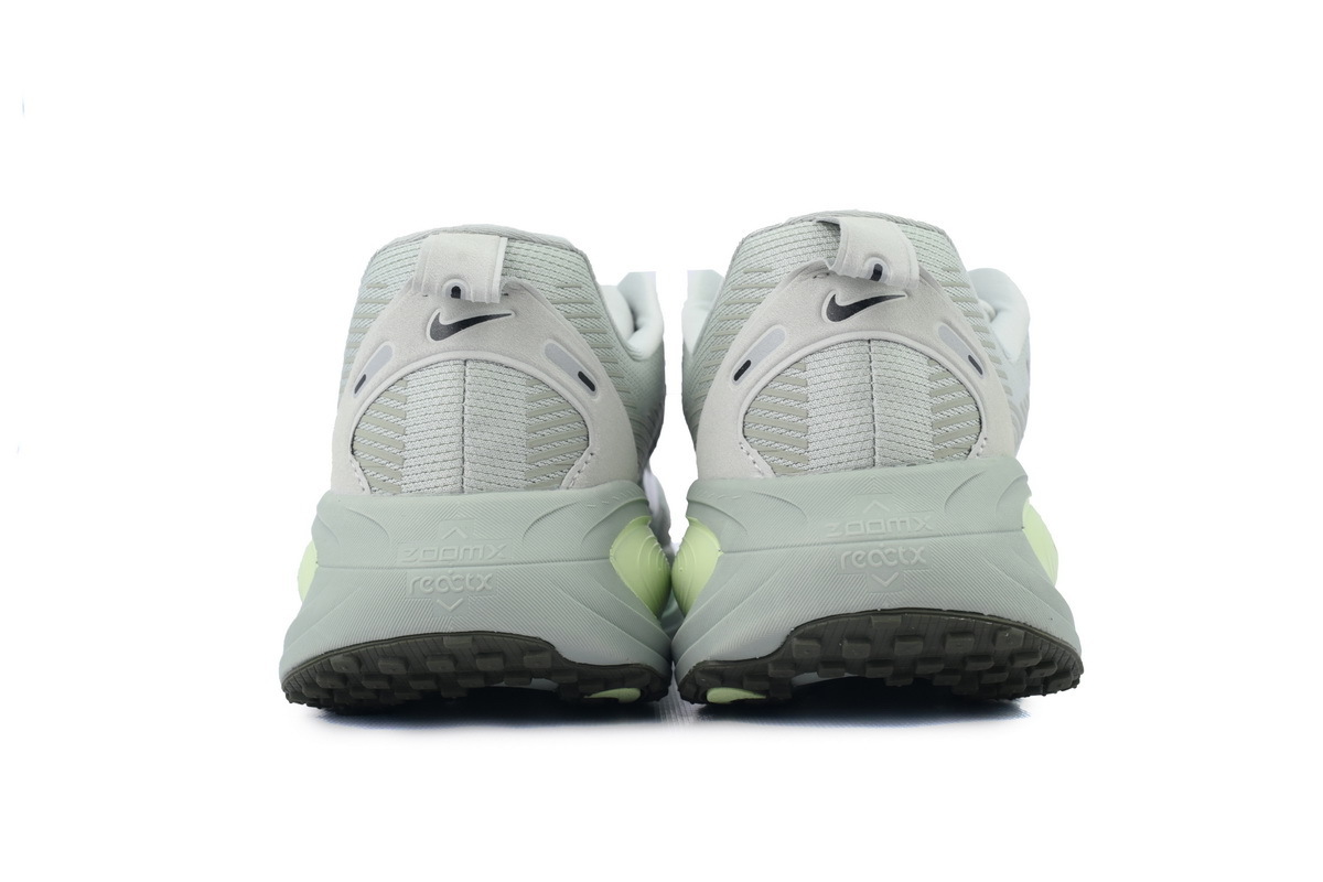 NIKE Vomero 18 'Dusty Olive' HM6803-002