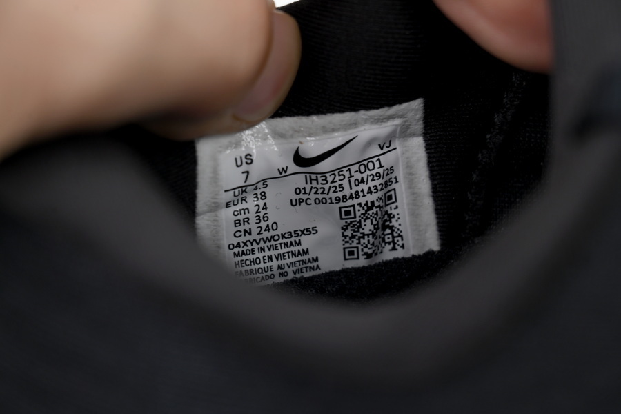 Nike Vomero Plus Extra Wide 'Black Cool Grey' IH3251-001