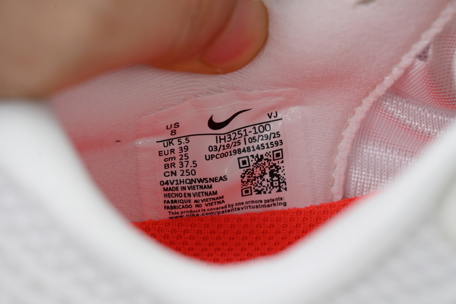 Nike Vomero Plus Extra Wide 'White Bright Crimson Black' IH3251-100