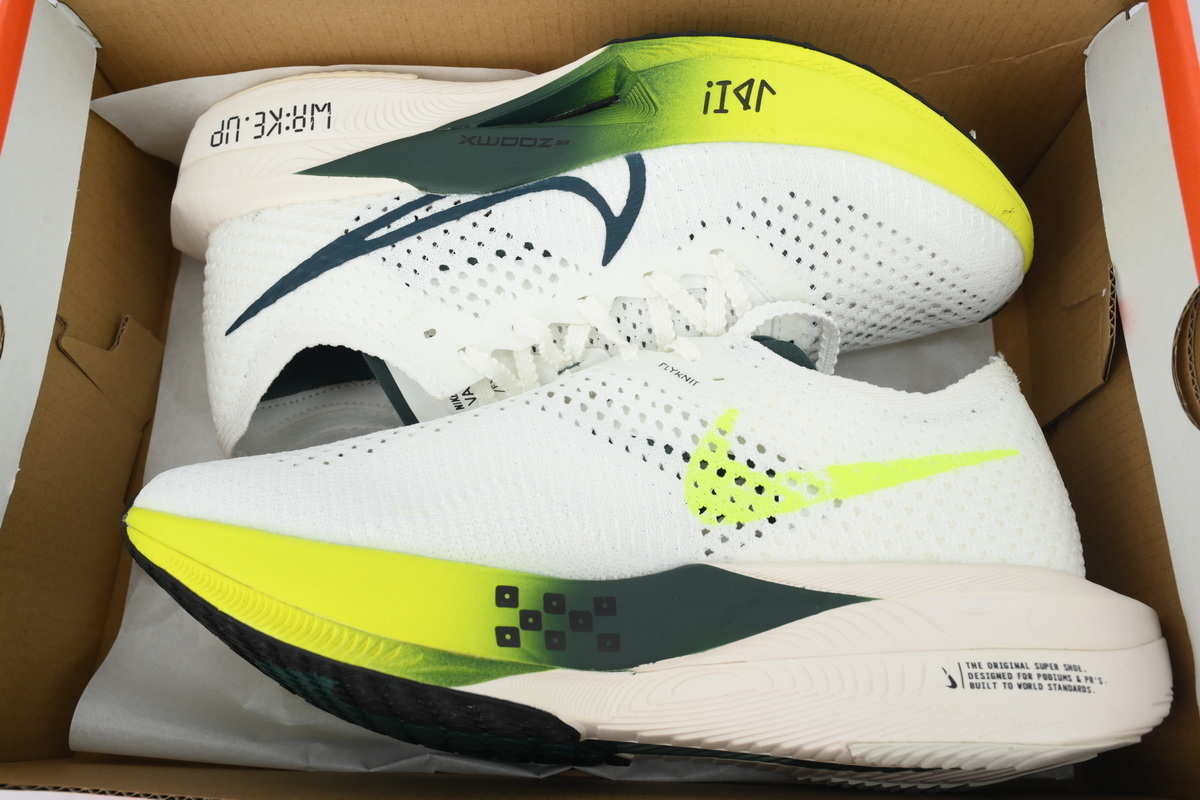 ZoomX VaporFly Next% 3 'Wake Up Pack' FZ4017-100