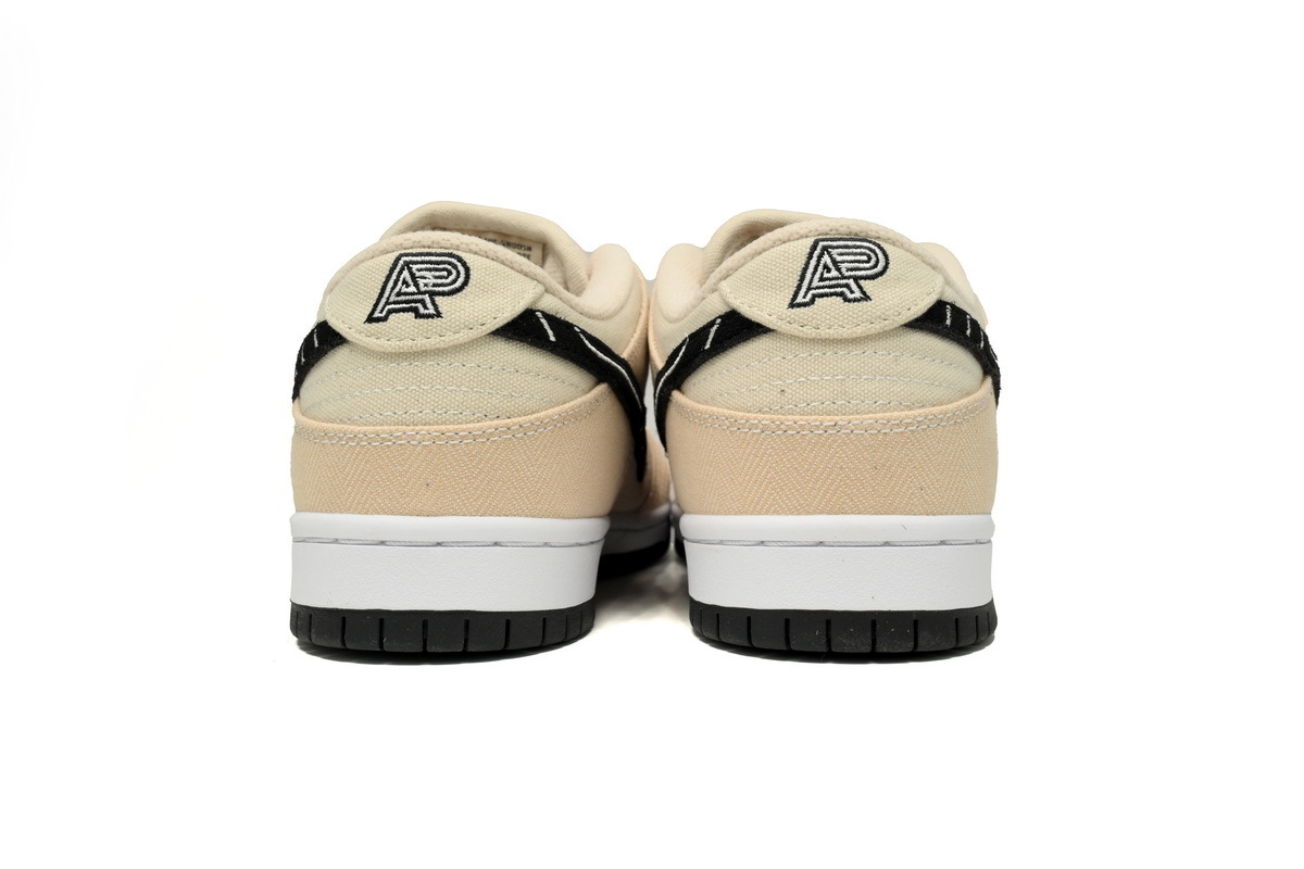 Albino & Preto × Nike SB Dunk Low Pro “Pearl White” FD2627-200