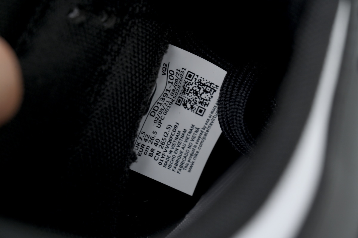 Nike Dunk Low 'Black White' DD139-100