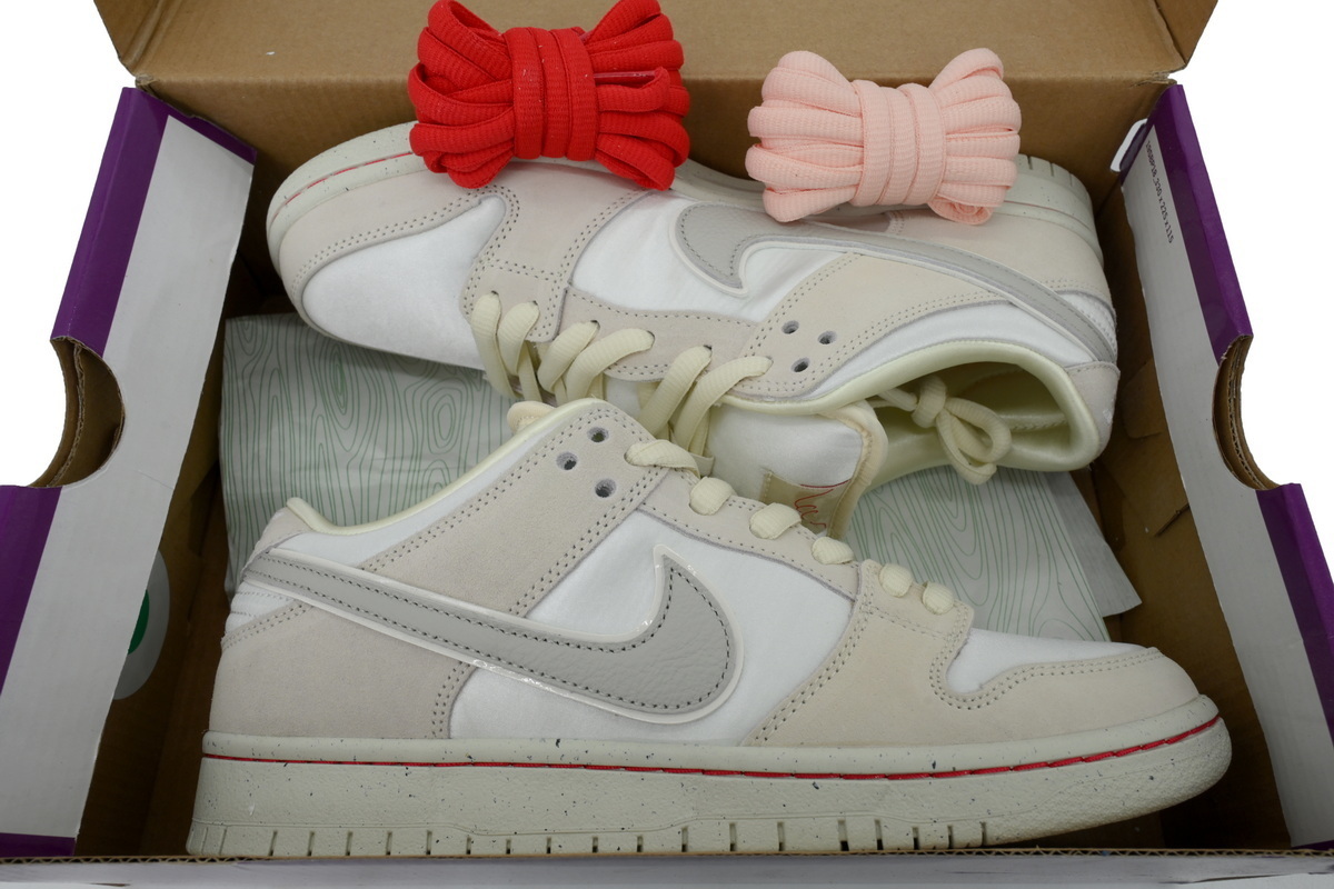 Nike Lo Dunk Premium SB 'City of Love Collection - Light Bone' FZ5654-100