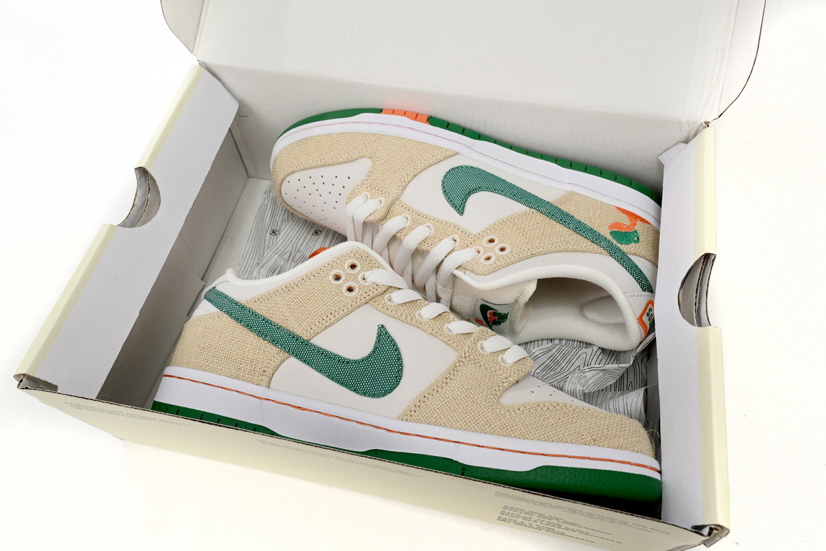 Nike SB Dunk Low ’White Lobster‘ FD0860-001