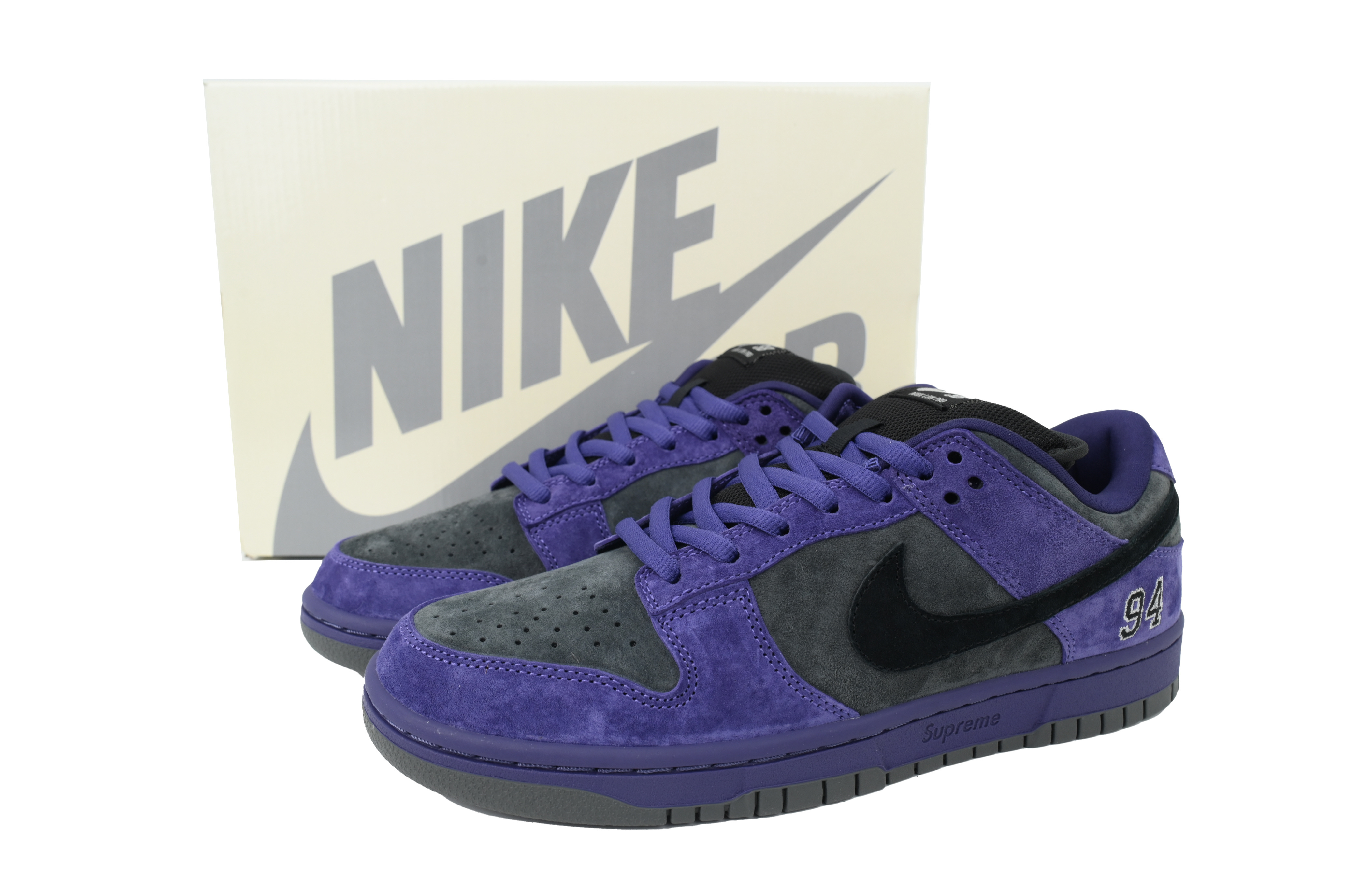 Nike Supreme x Dunk Low SB 'Ink' HQ8487-500