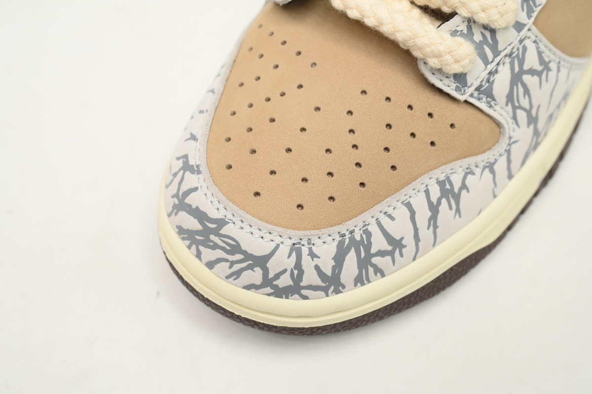 Nike Travis Scott X SB DunkGrey White Cashew Fruit CT5053-010