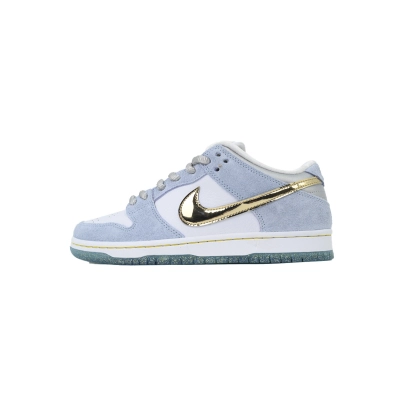 Sean Cliver x Nike Dunk Low SB 'Holiday Special' 01