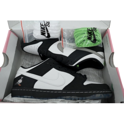 Staple x Nike SB Dunk Low“Panda Pigeon” BV1310-013 02