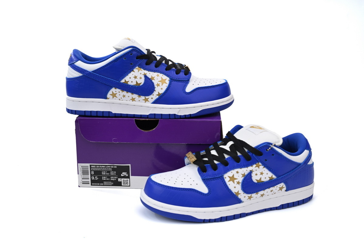 Supreme x Nike SB Dunk Low “Hyper Royal” DH3228-100
