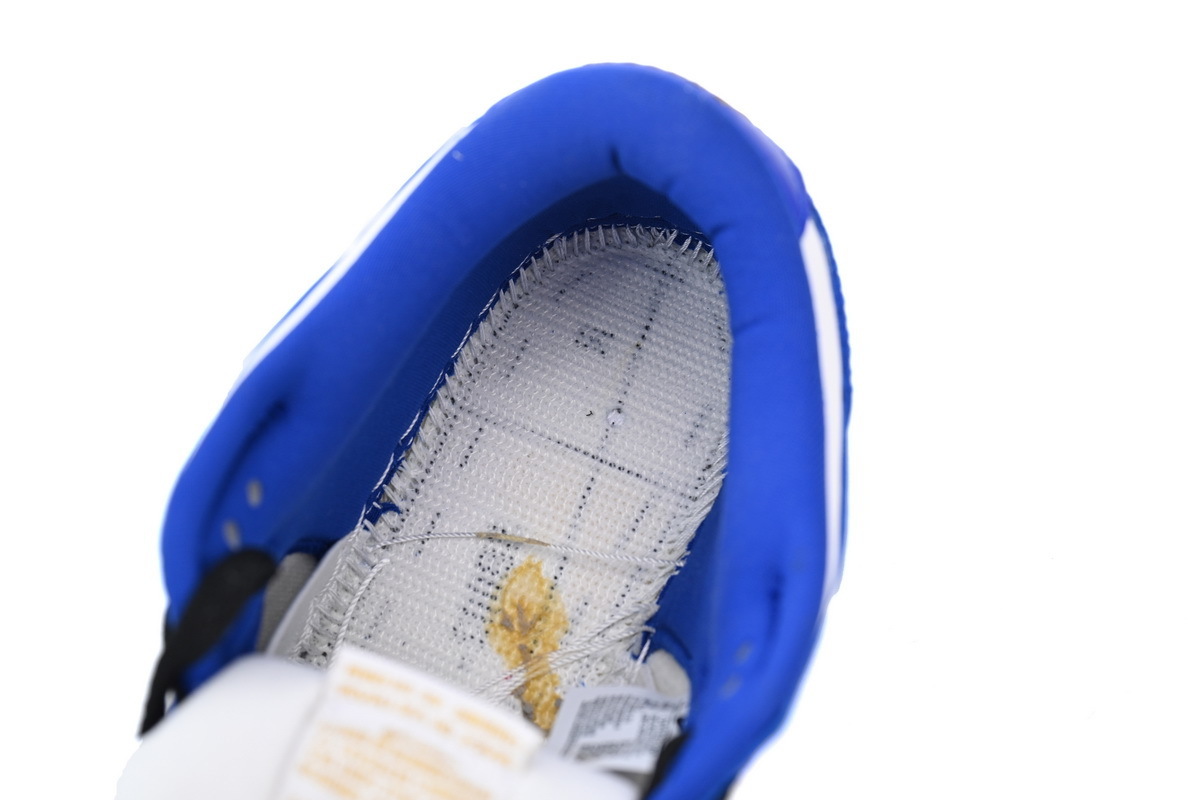 Supreme x Nike SB Dunk Low “Hyper Royal” DH3228-100