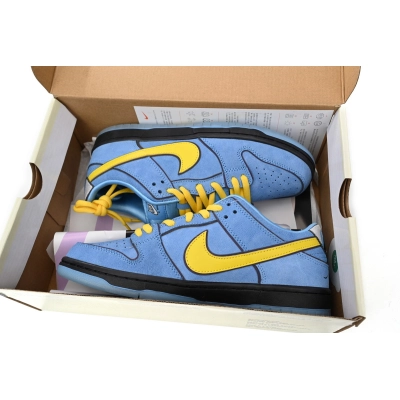 The Powerpuff Girls x Nike SB Dunk Low “Bubbles” FZ8320-400 02