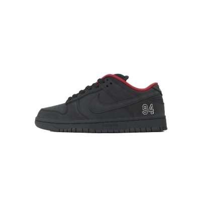 The Powerpuff Girls x Nike SB Dunk Low Black HQ8487-001 01