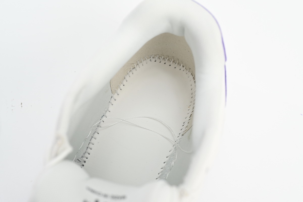 FF-WHITE Out Of PAICU OWIA259F 22LEA00 10135