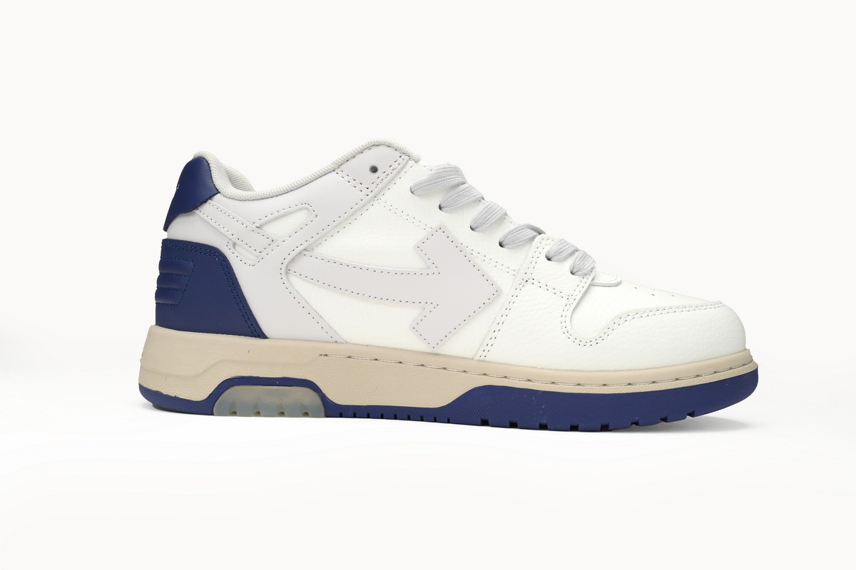 FF-WHITE Out Of White White and Blue Tail OMIA189F 23LEA005 0546