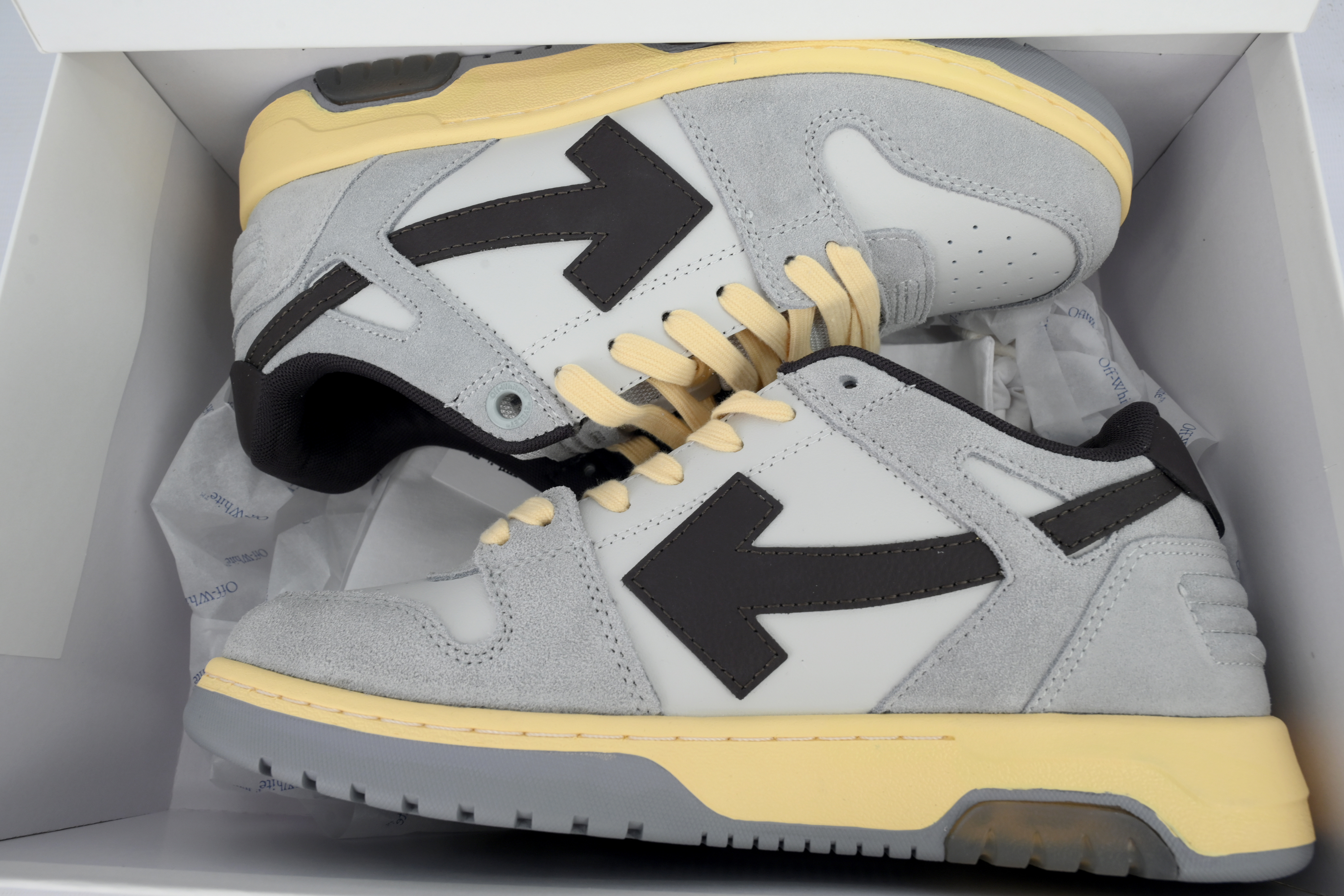 Off-White Out of Office Low 'Light Grey Anthracite' OMIA189S 24LEA011 0511
