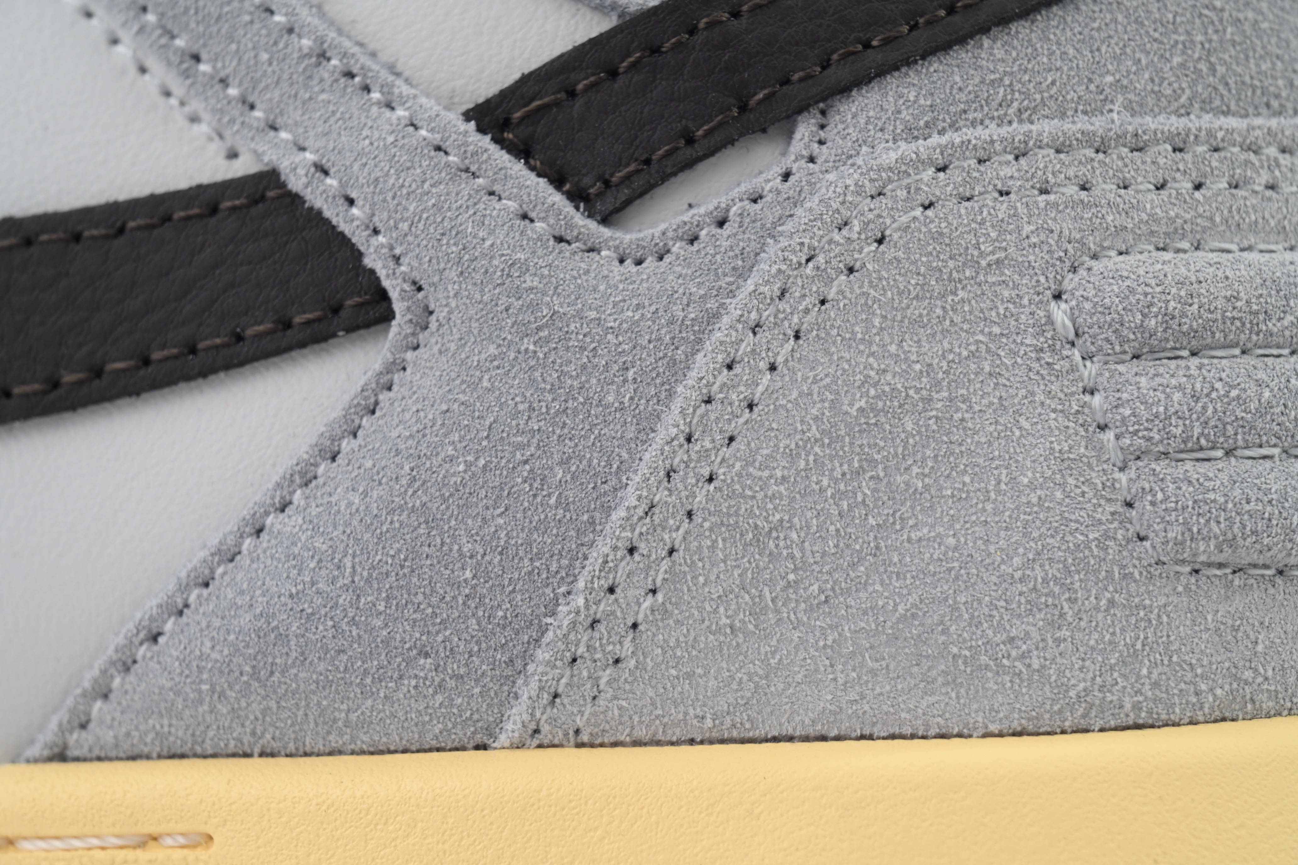 Off-White Out of Office Low 'Light Grey Anthracite' OMIA189S 24LEA011 0511