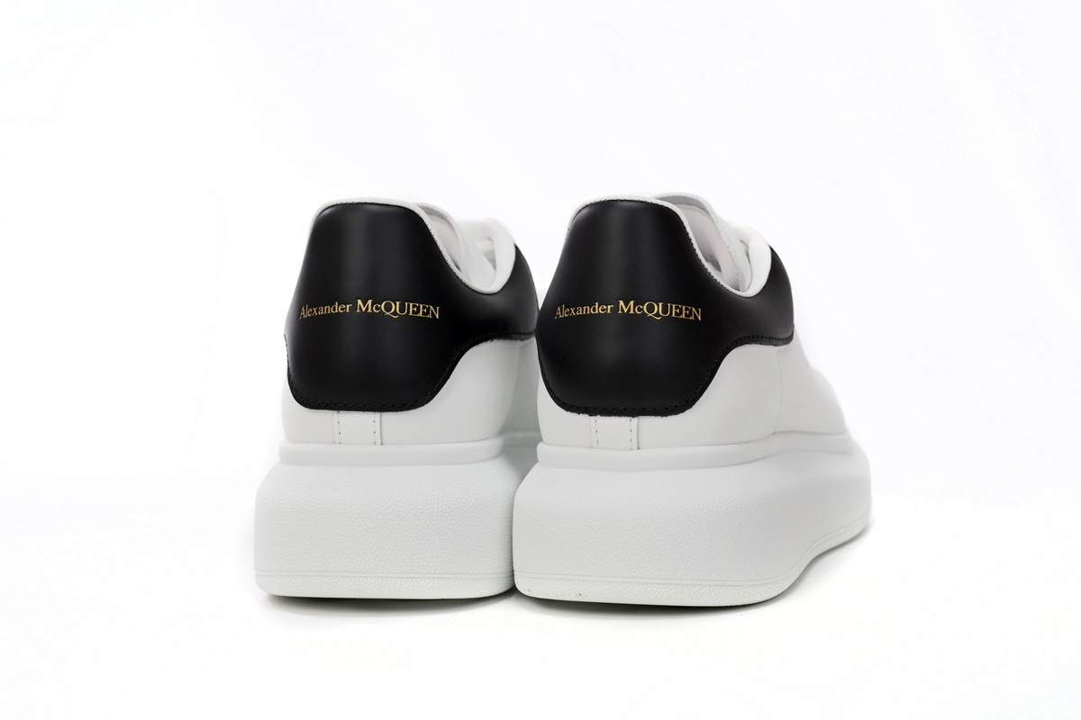 Alexander McQueen Sneaker Black Skin