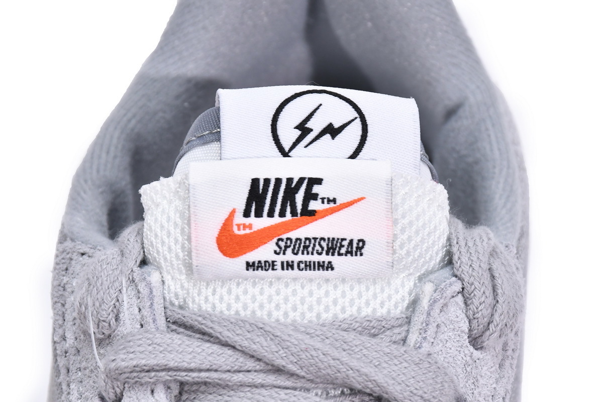 Fragment Design x sacai x Nike LDWaffle Light Smoke Gre DH2684-001