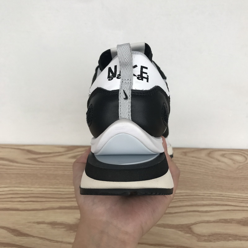 Sacai x Nike Pegasua Vaporfly Black White CI9928-001