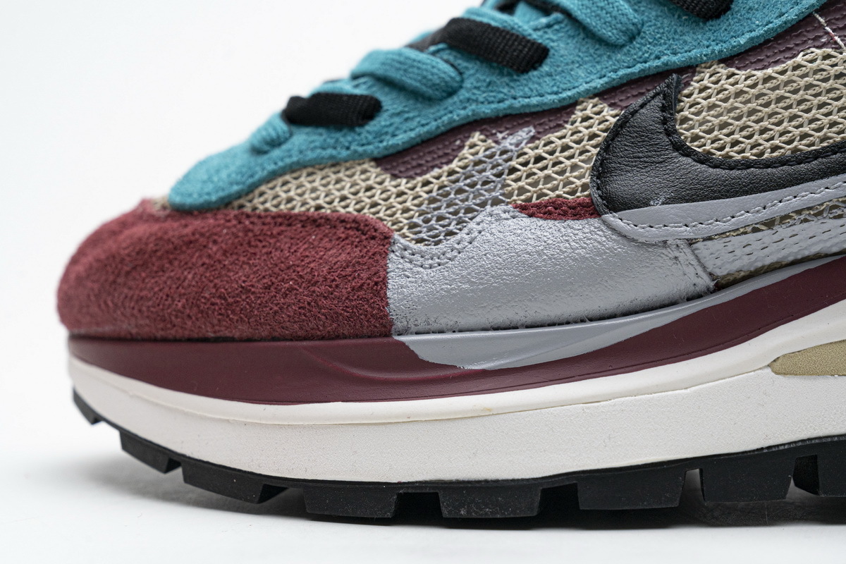 Sacai x Nike Pegasua Vaporfly String Black Villain Red CI9928-301