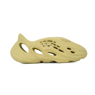 adidas Yeezy Foam Runner Sulfur GV6775 02