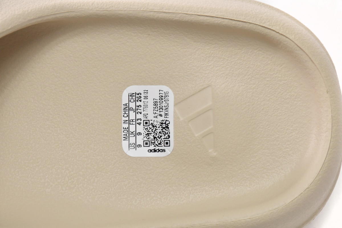 adidas Yeezy Slide Bone FZ5897