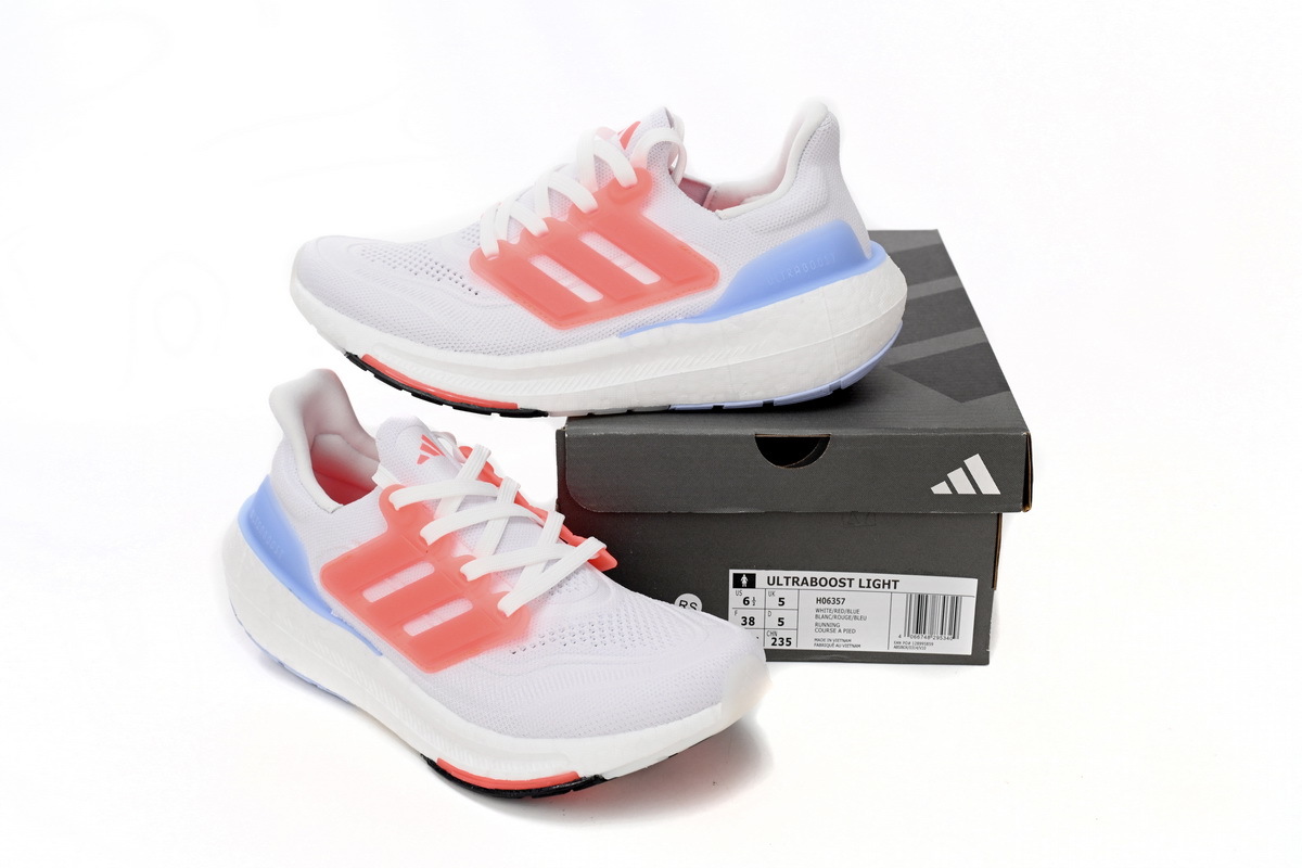 8851-10 Adidas Ultra Boost 2023 LIGHT Black And White HO6357