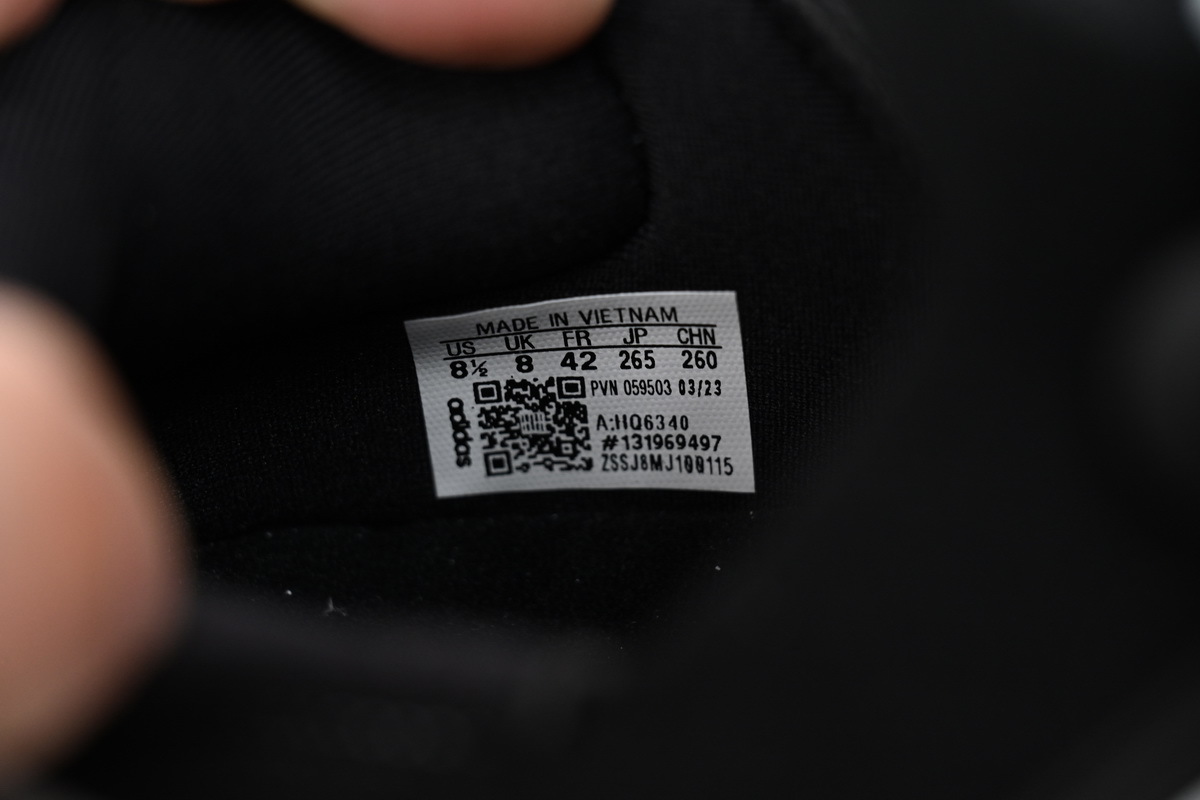 8851-13 Adidas Ultra Boost 2023 LIGHT Black And White HQ6340