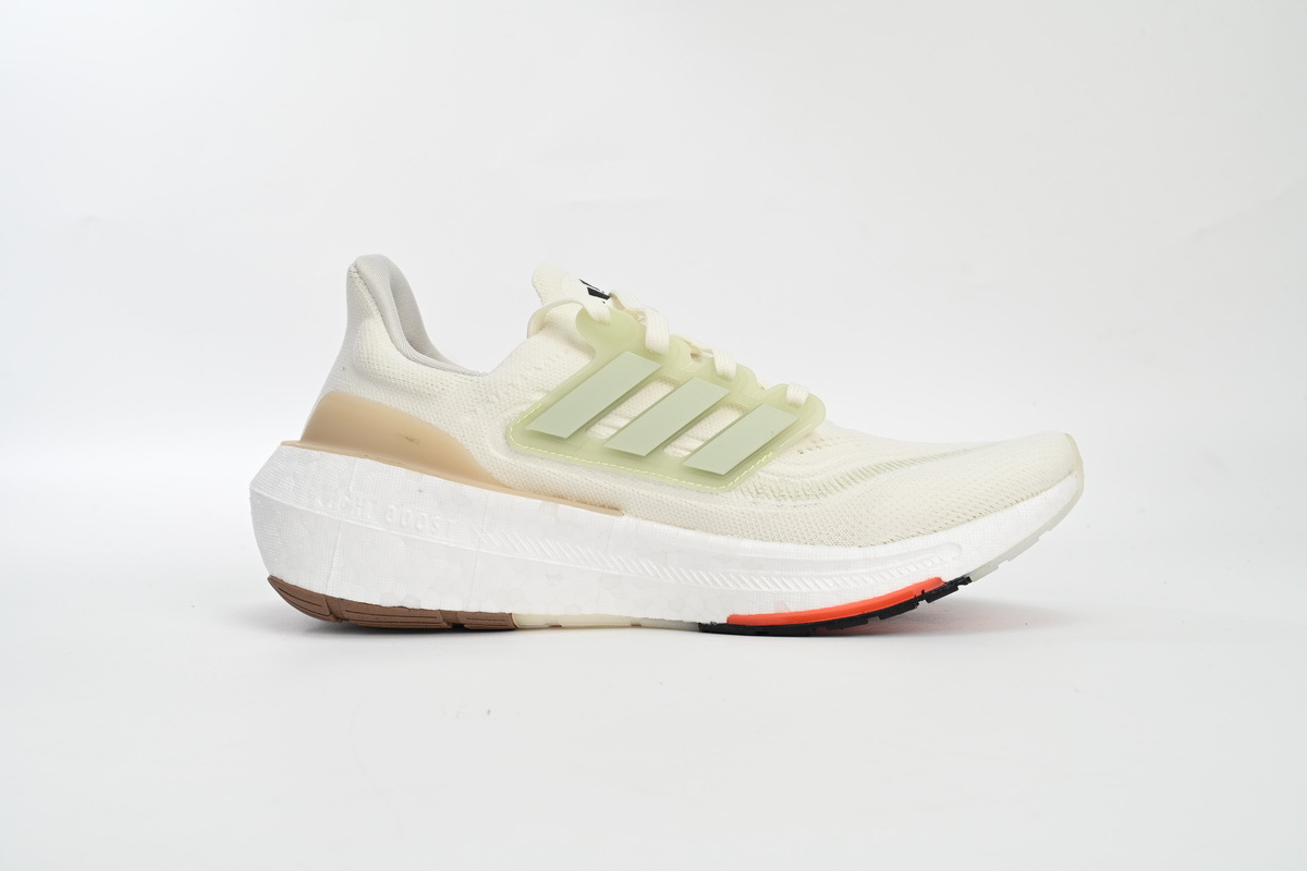 8851-16 Adidas Ultra Boost 2023 LIGHT Black And White HQ6338