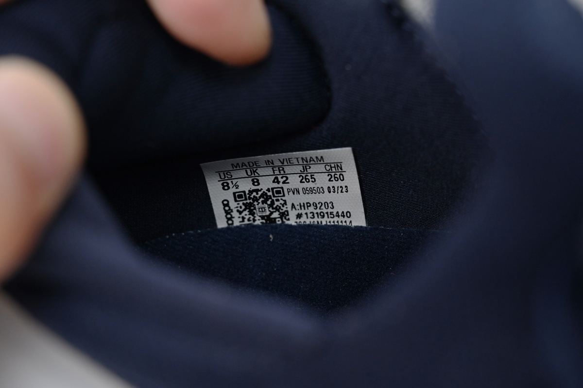8851-17 Adidas Ultra Boost 2023 LIGHT Black And White Blue and white bars HP9203