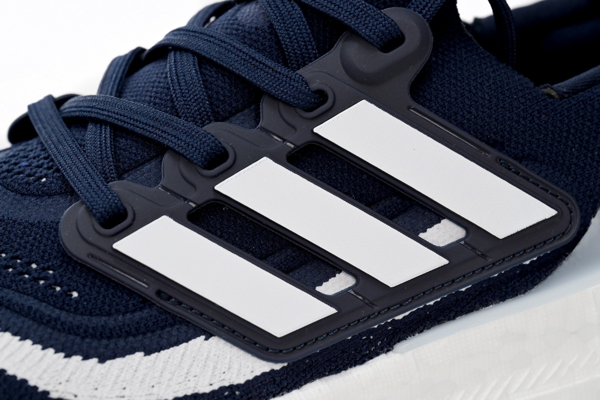 8851-17 Adidas Ultra Boost 2023 LIGHT Black And White Blue and white bars HP9203
