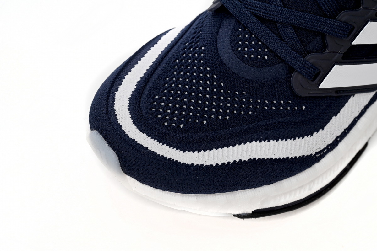 8851-17 Adidas Ultra Boost 2023 LIGHT Black And White Blue and white bars HP9203