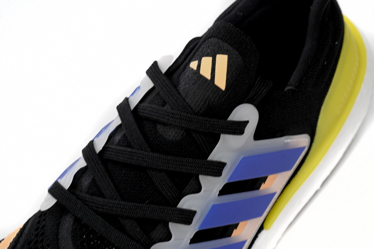 8851-20 Adidas Ultra Boost 2023 LIGHT Black And White HP9204