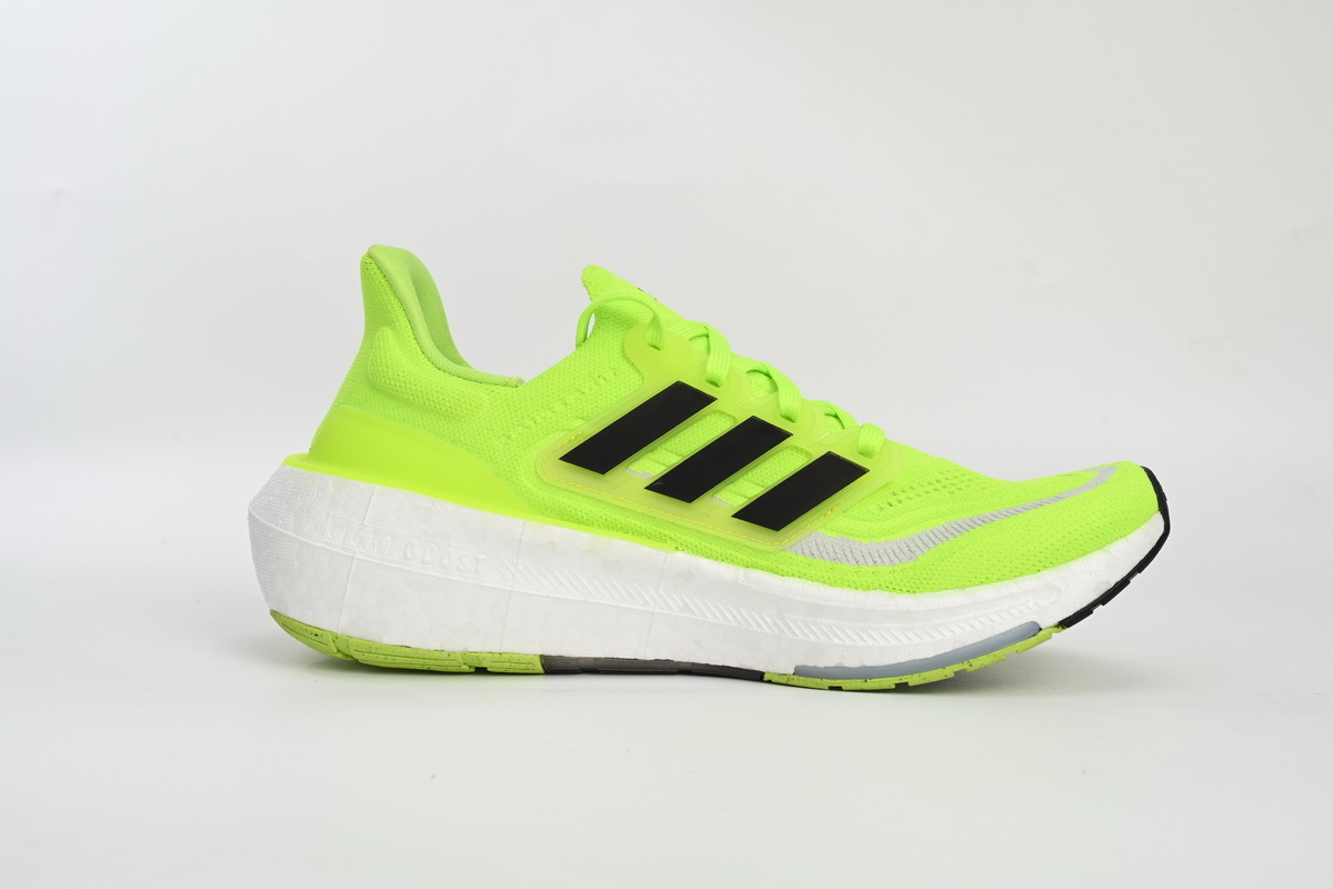 8851-22 Adidas Ultra Boost 2023 LIGHT Black And White IE1767