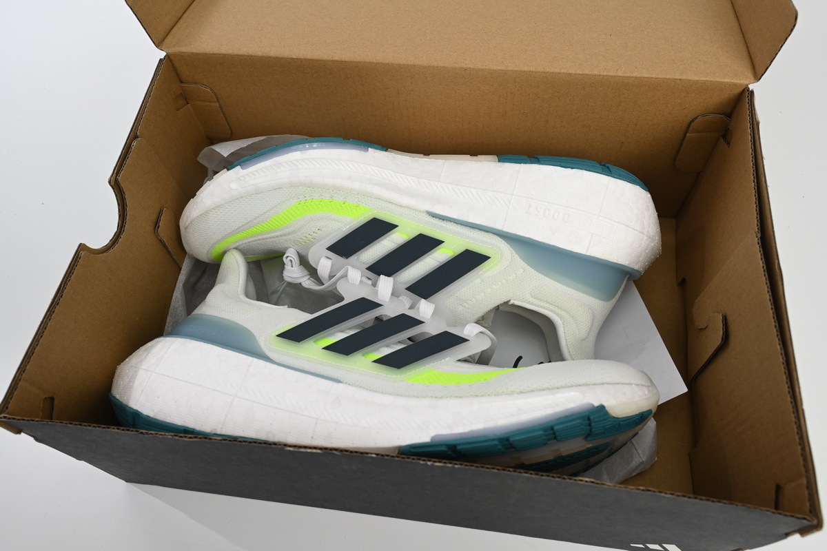 8851-24 Adidas Ultra Boost 2023 LIGHT Black And White IE1768
