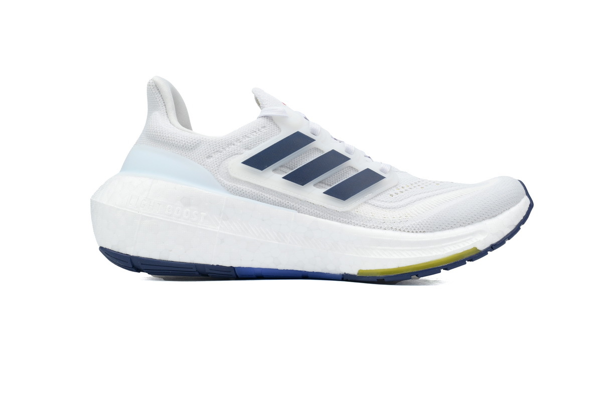 8851-25 Adidas Ultra Boost 2023 LIGHT Black And White ID3285